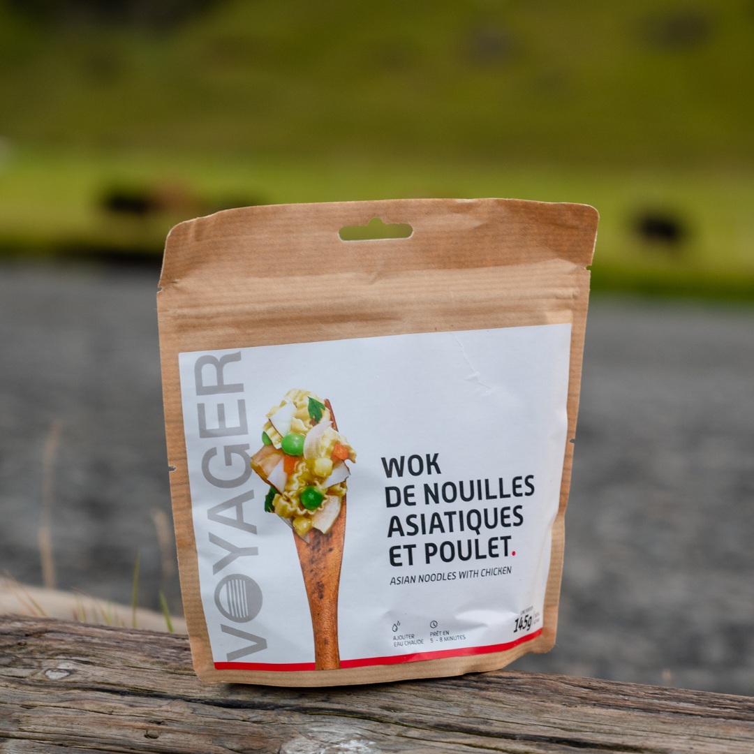 Wok of Asian noodles and freeze-dried chicken - 145g - 625 kcal