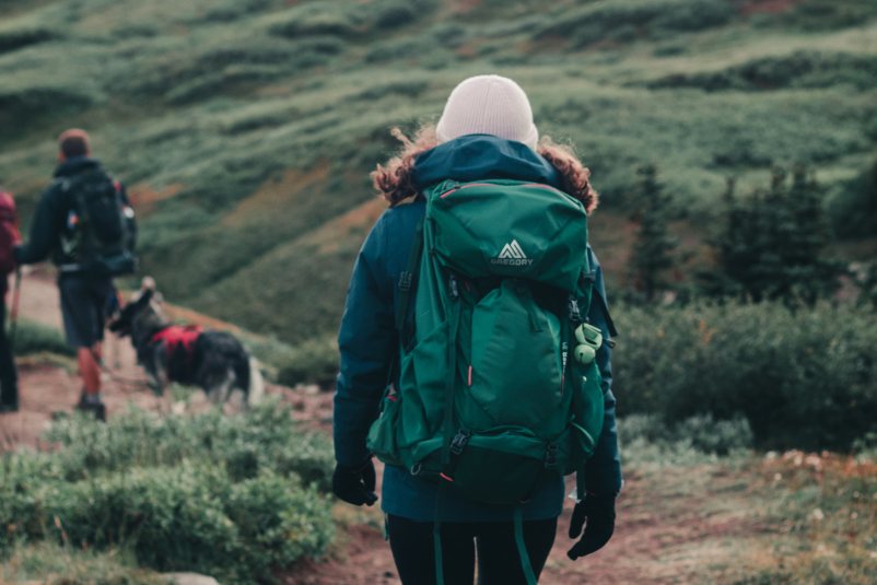 Sac à dos de randonnée femme : comment choisir le meilleur ?